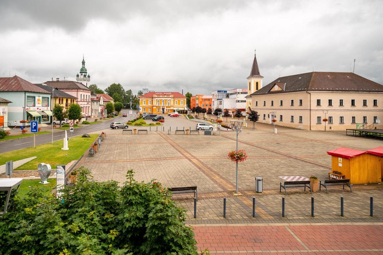 2- Postelova Izba S Kupelnou Emka V Apartmán *